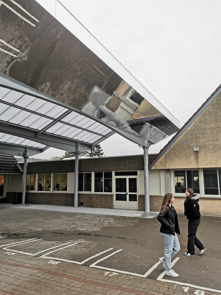 Préau du collège de Conty