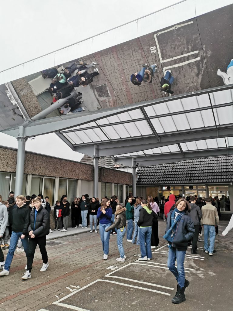 Préau du collège de Conty